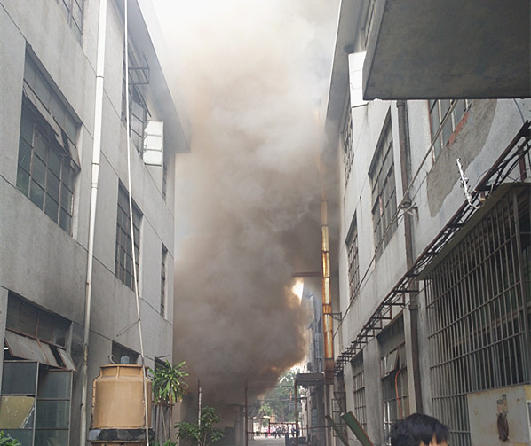 <a href='http://m.yfhat.cn/Products/shuangseguijiaoweizu.html' class='keys' title='點擊查看關于硅橡膠制品廠的相關信息' target='_blank'>硅橡膠制品廠</a>